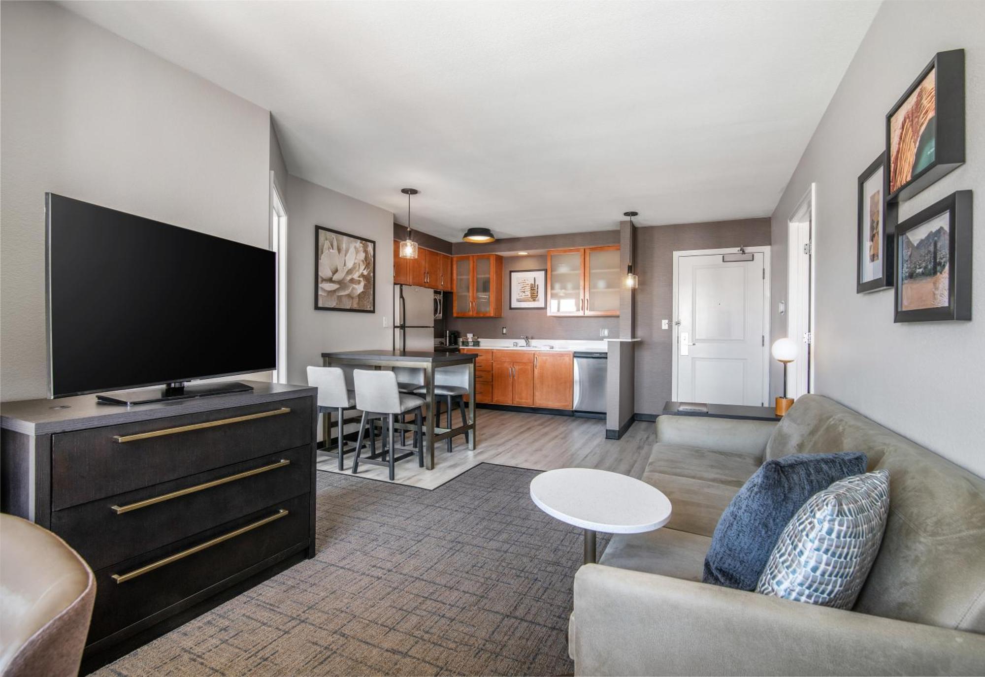Residence Inn Phoenix Glendale Sports & Entertainment District Экстерьер фото