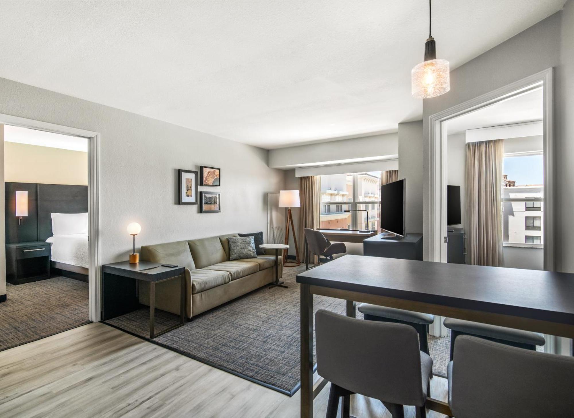 Residence Inn Phoenix Glendale Sports & Entertainment District Экстерьер фото