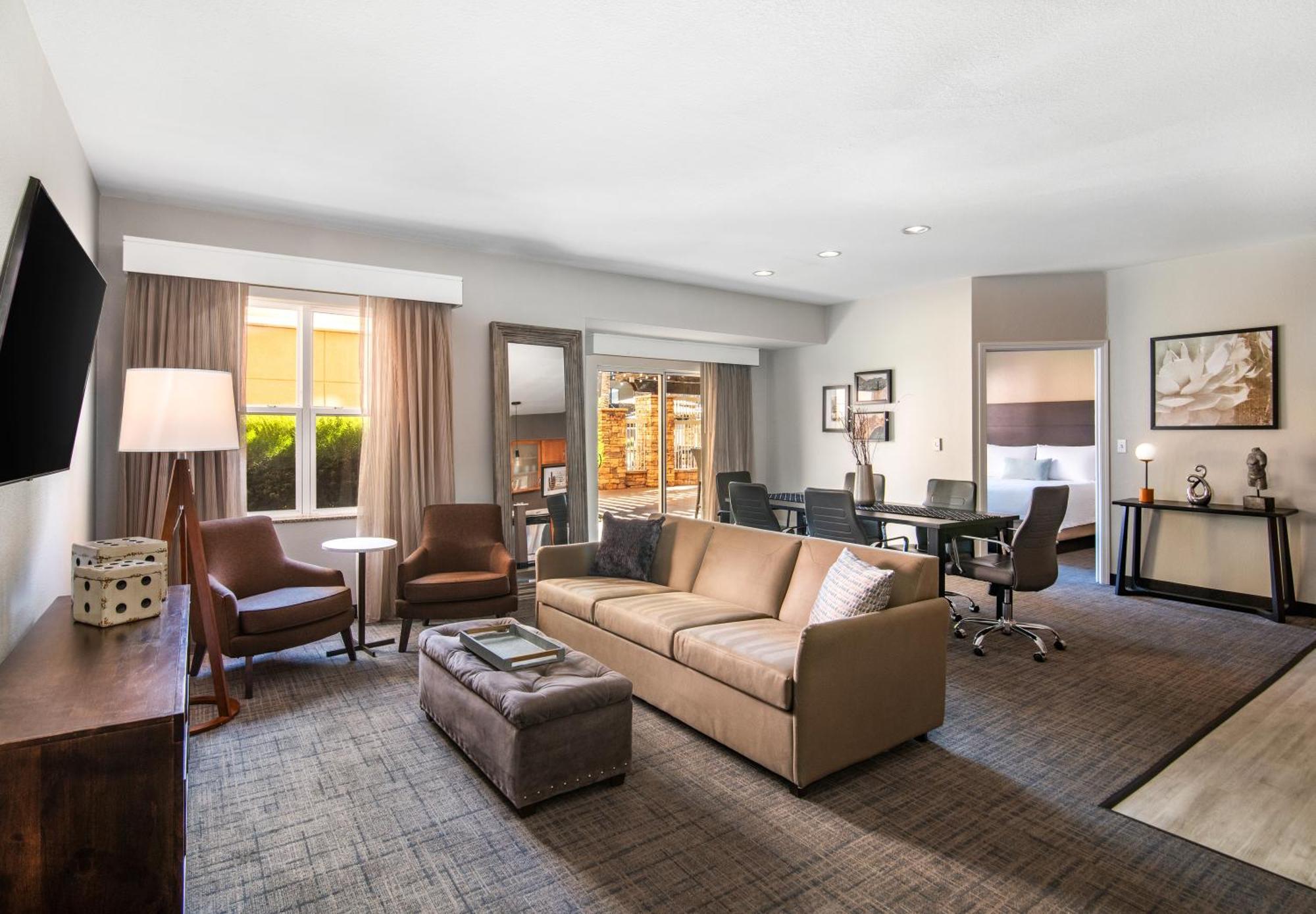 Residence Inn Phoenix Glendale Sports & Entertainment District Экстерьер фото