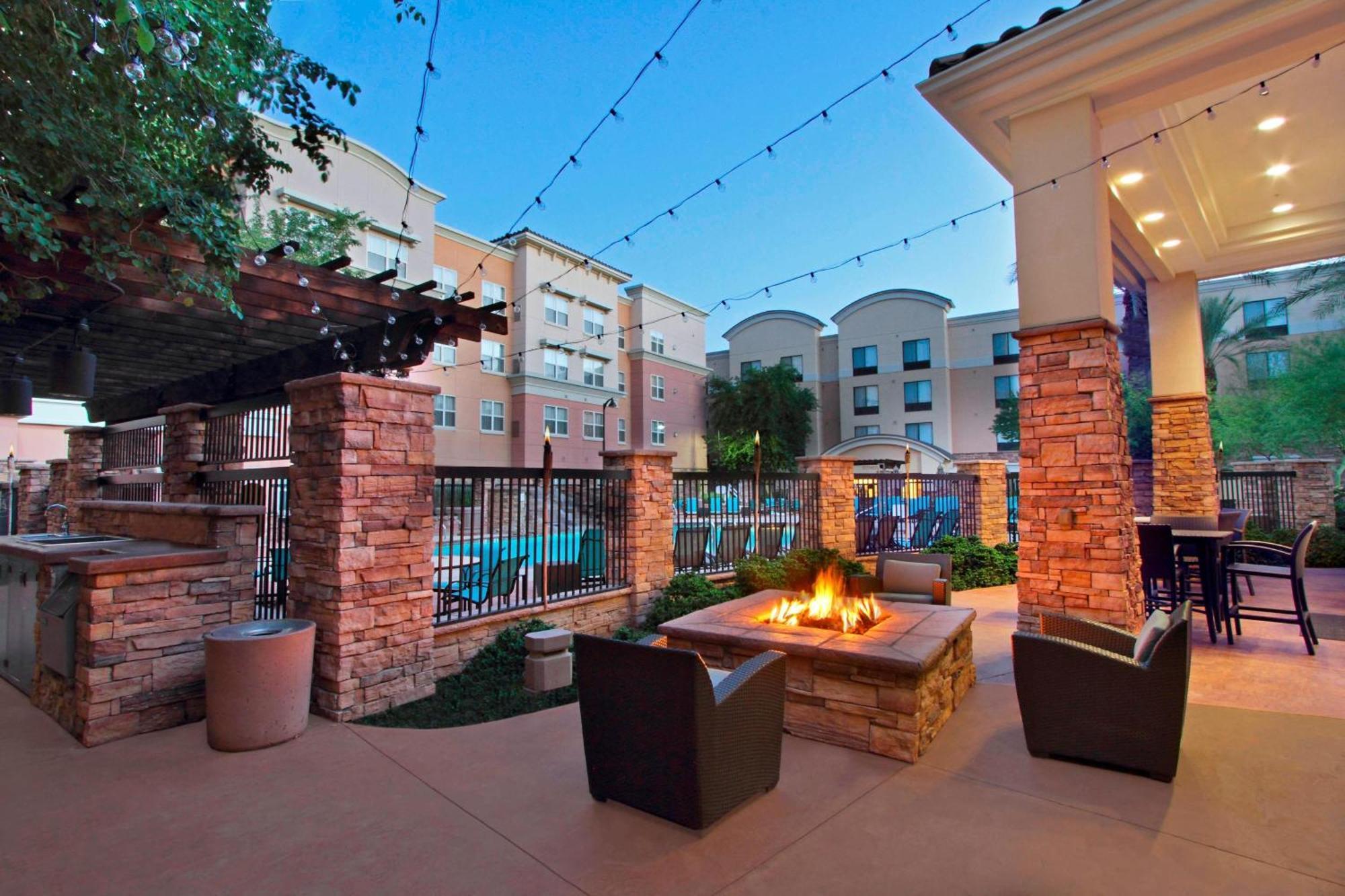 Residence Inn Phoenix Glendale Sports & Entertainment District Экстерьер фото