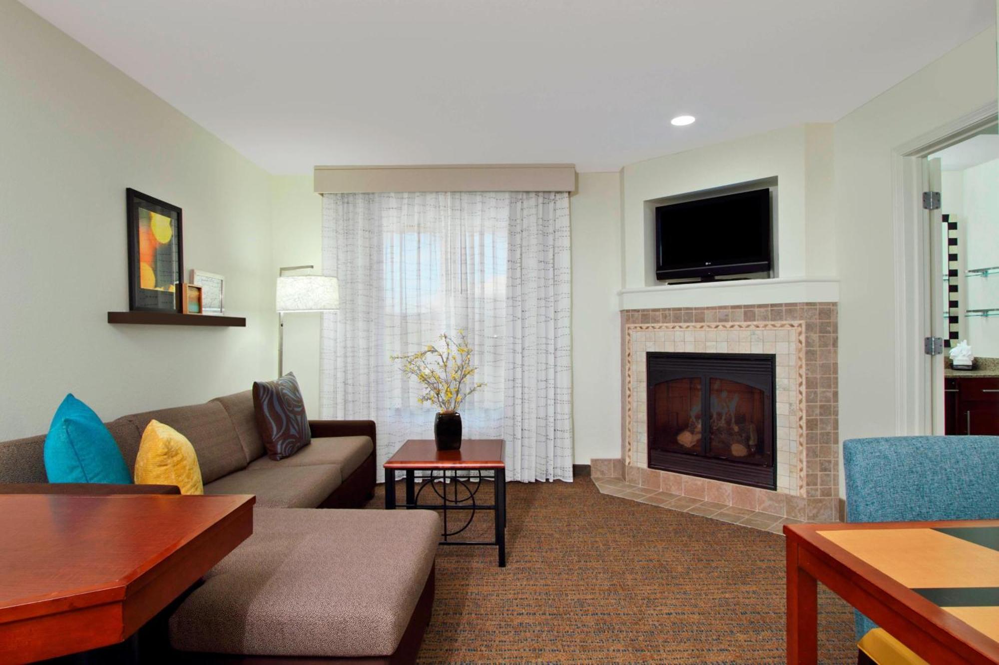 Residence Inn Phoenix Glendale Sports & Entertainment District Экстерьер фото