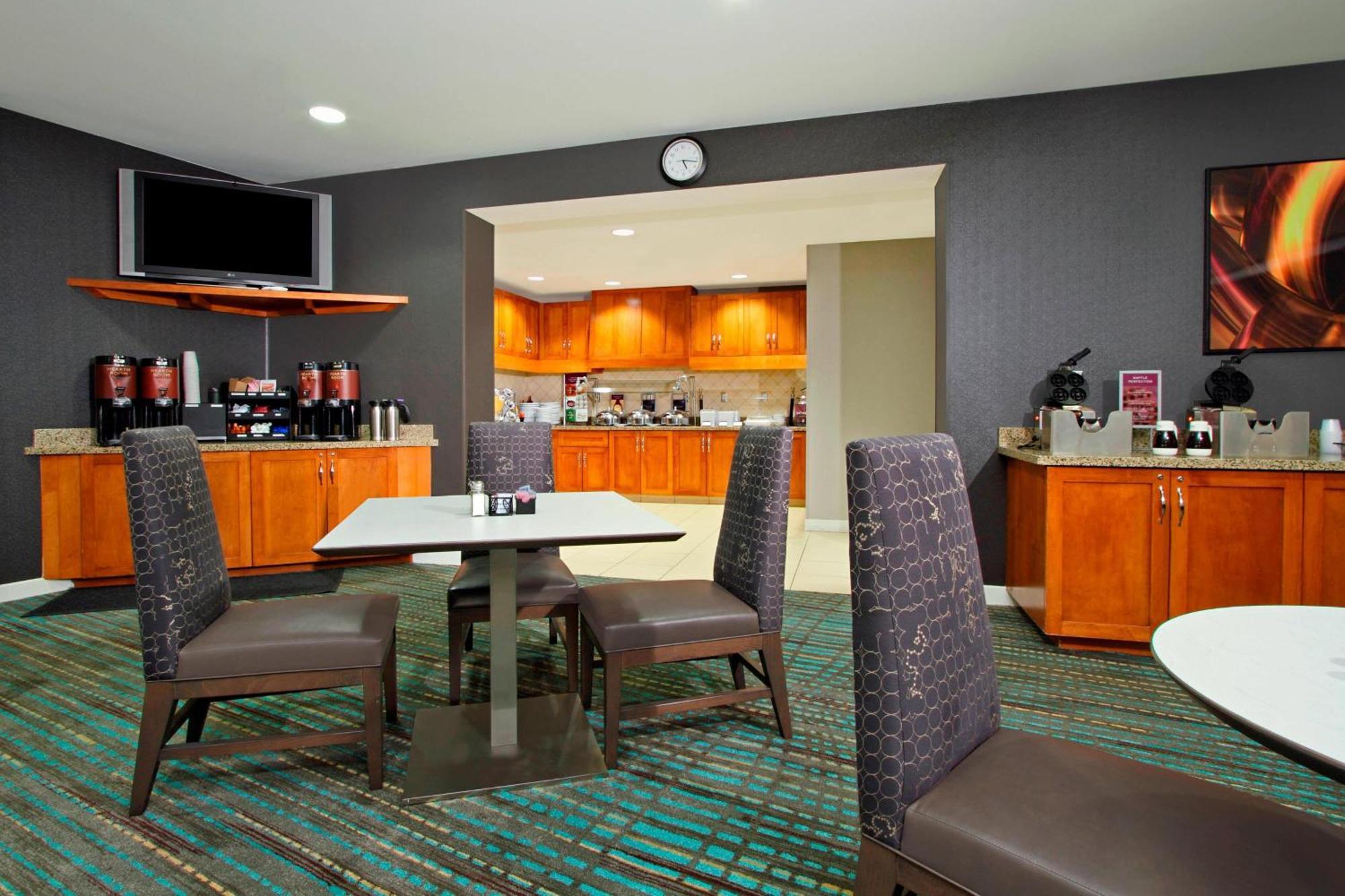 Residence Inn Phoenix Glendale Sports & Entertainment District Экстерьер фото